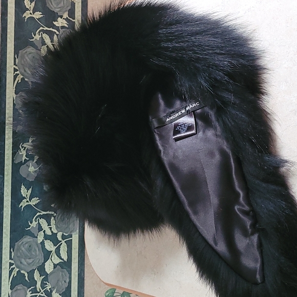 Andrew Marc 100% fox fur scarf - Picture 2 of 12